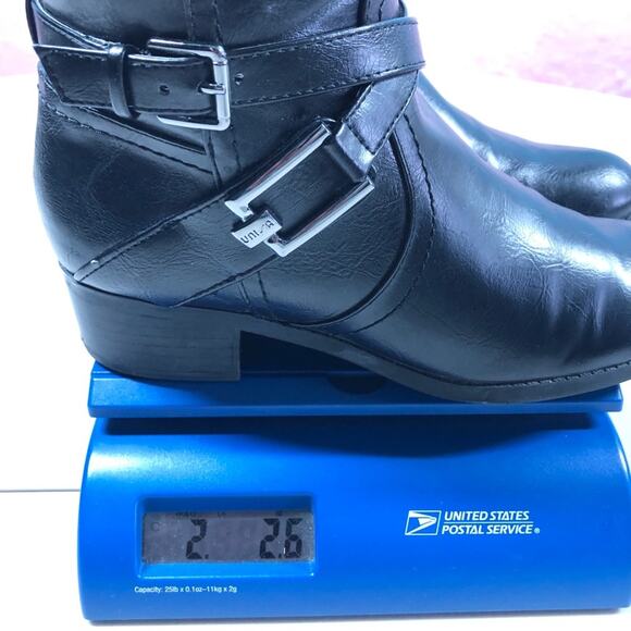 Unisa Faux leather zip up black/brown boots 7.5 - Picture 9 of 9